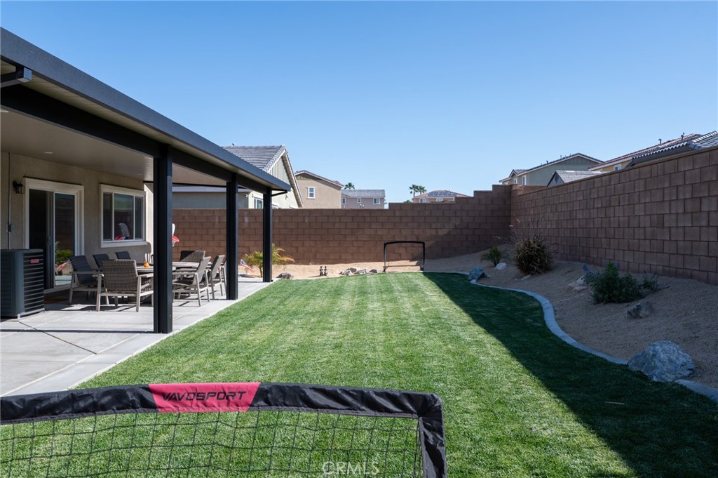 13366 Ficus Court Property Photo 23
