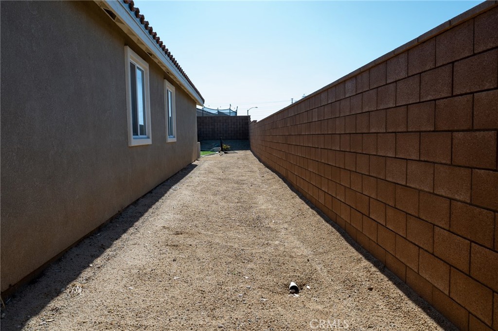 13366 Ficus Court Property Photo 25