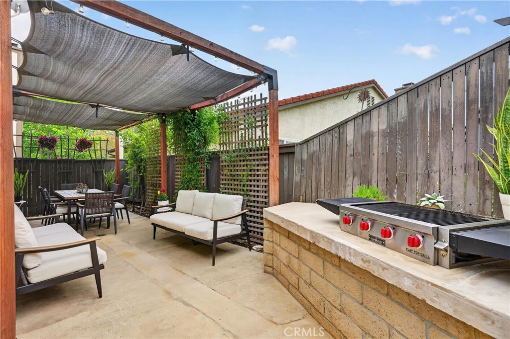 1817 N Solano Property Photo 27