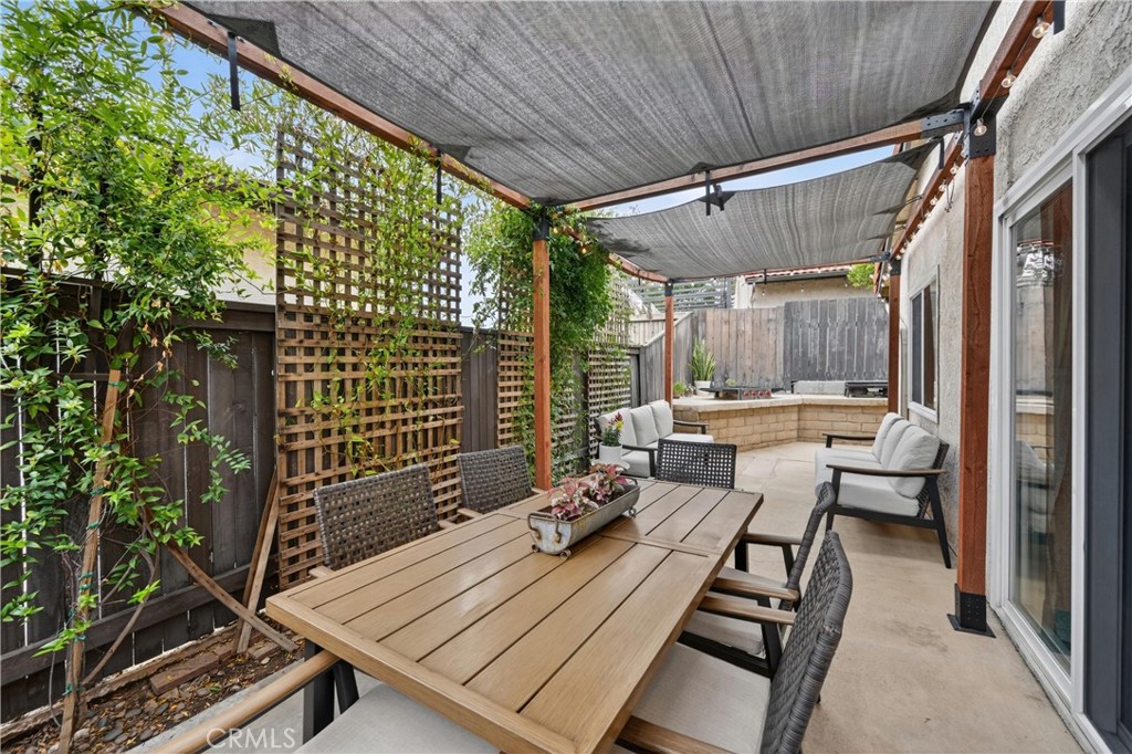 1817 N Solano Property Photo 28
