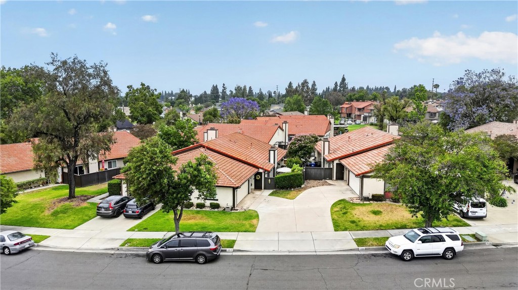 1817 N Solano Property Photo 33
