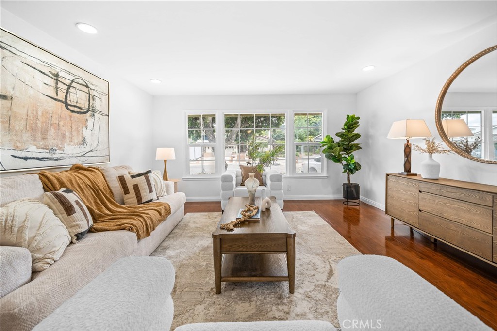 14607 Mountain Spring Property Photo 6
