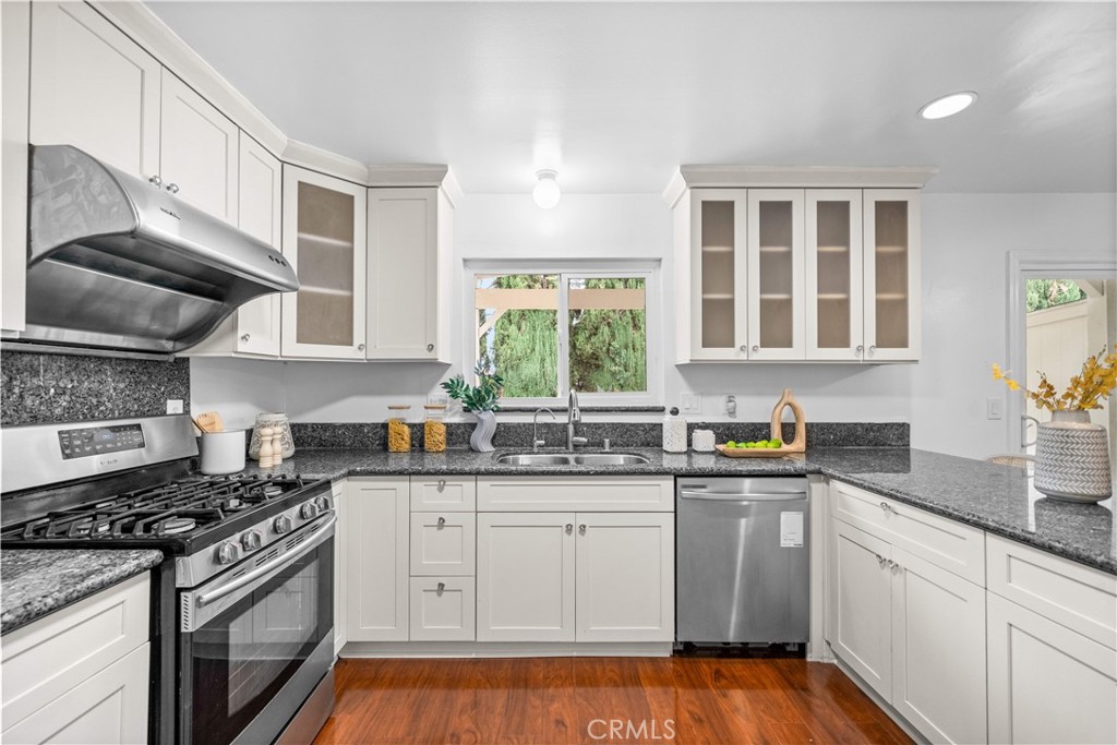 14607 Mountain Spring Property Photo 12