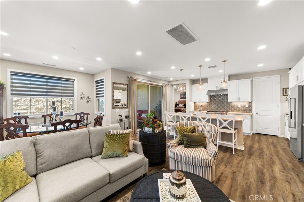 10832 Flora Park Property Photo 15