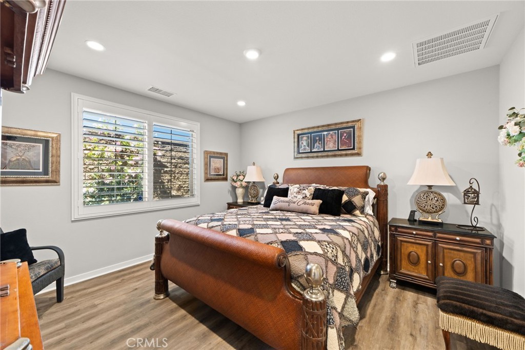 10832 Flora Park Property Photo 16