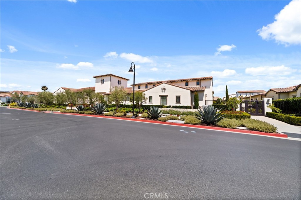 10832 Flora Park Property Photo 46