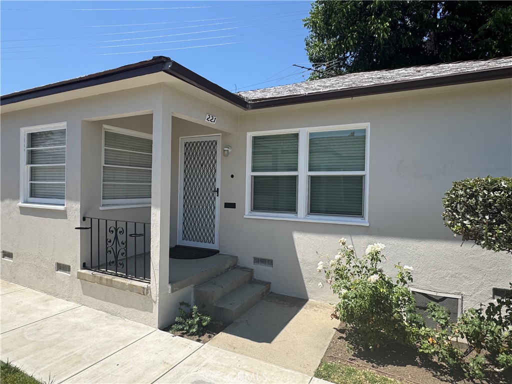 221 N Atlantic Property Photo 3