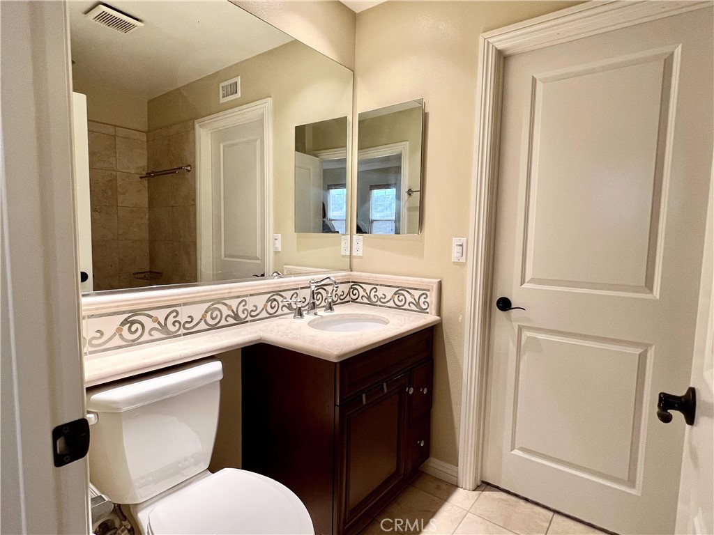 3974 E Callaway Drive Property Photo 14