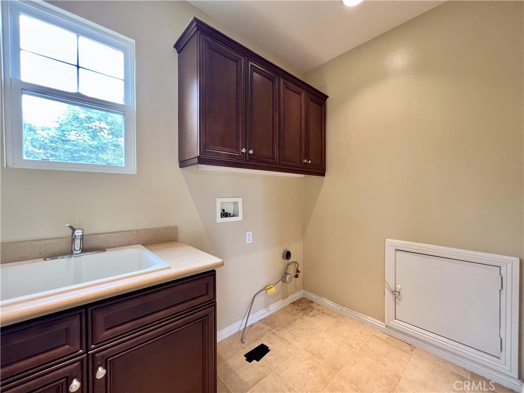 3974 E Callaway Drive Property Photo 18