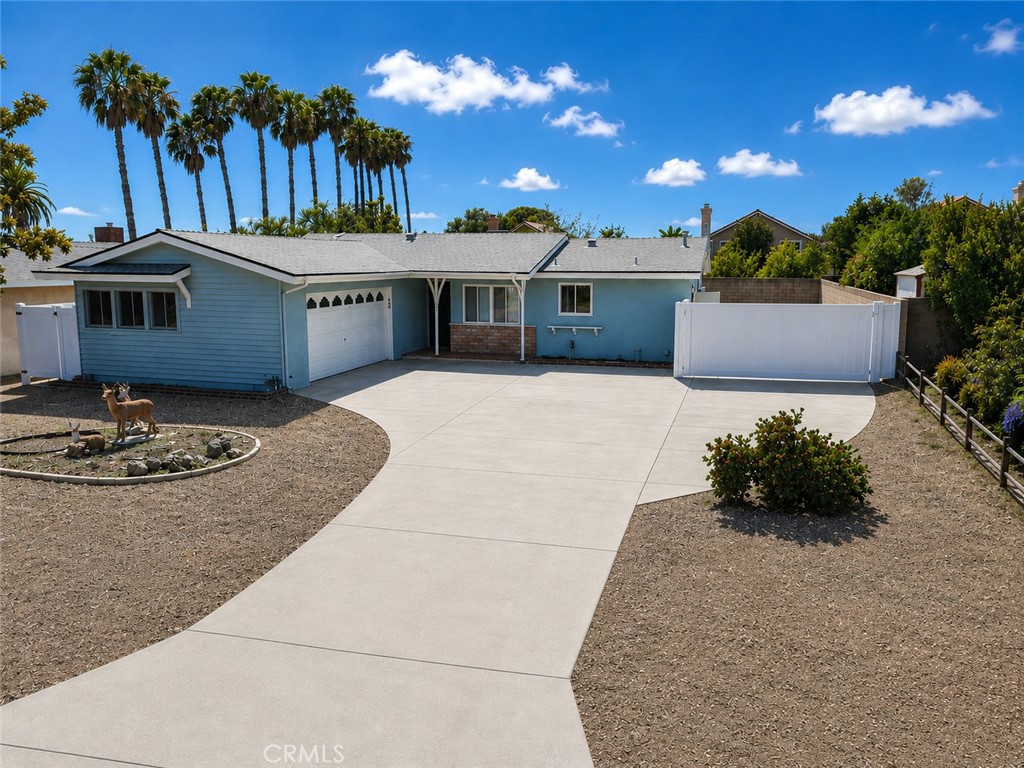 7444 Via Serena Property Photo 1