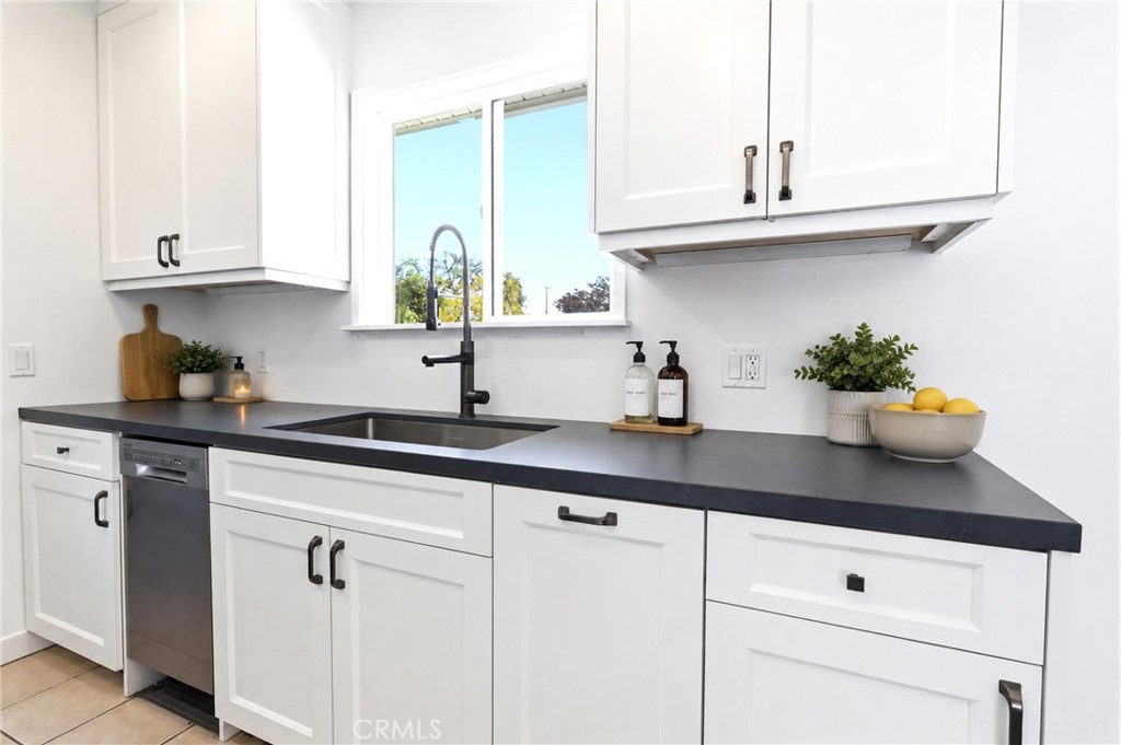 7444 Via Serena Property Photo 4