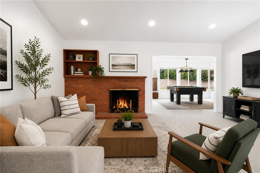7444 Via Serena Property Photo 7