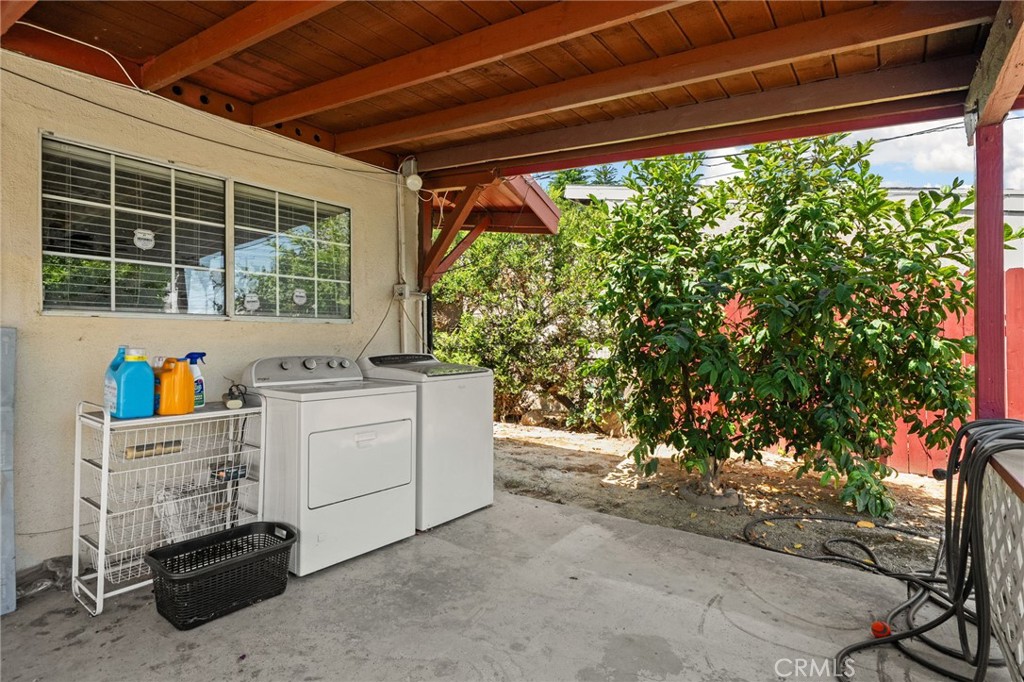 13527 Close St Property Photo 24