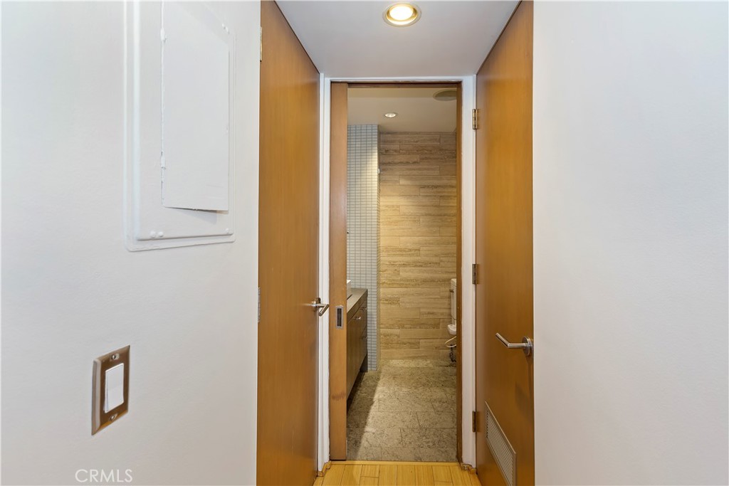 7250 Franklin Avenue 506 Property Photo 14