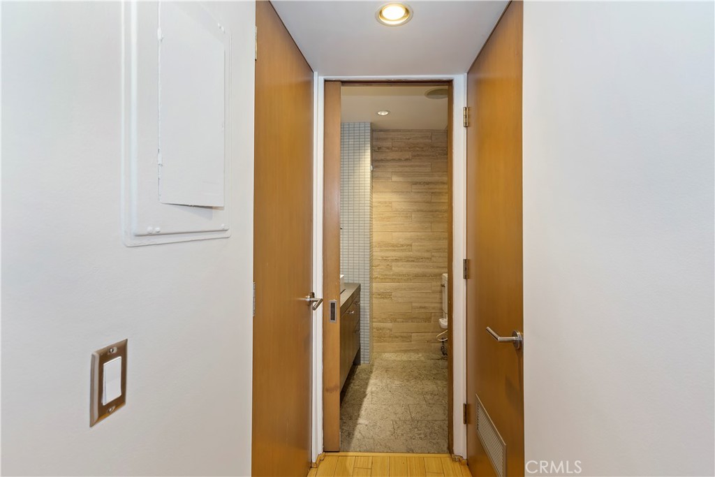 7250 Franklin Avenue 506 Property Photo 14