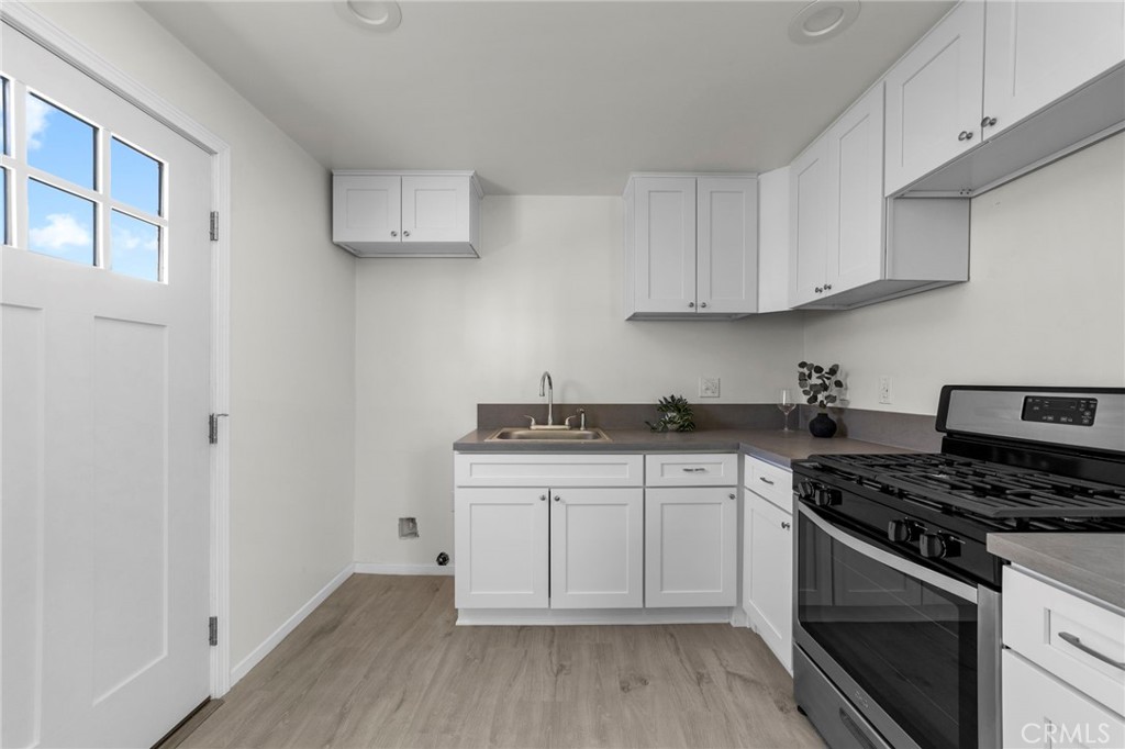 308 N Pasadena Avenue Property Photo 31