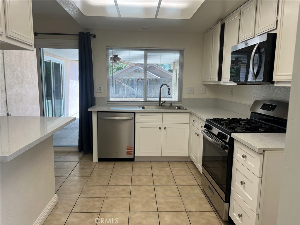 1084 E Evans Street Property Photo 6