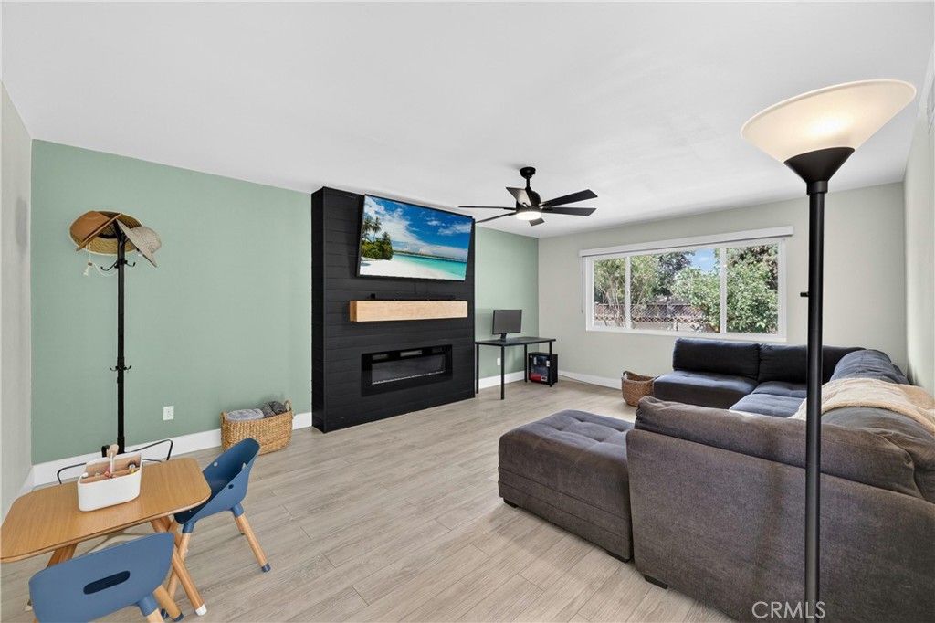 587 Sycamore Avenue Property Photo 9