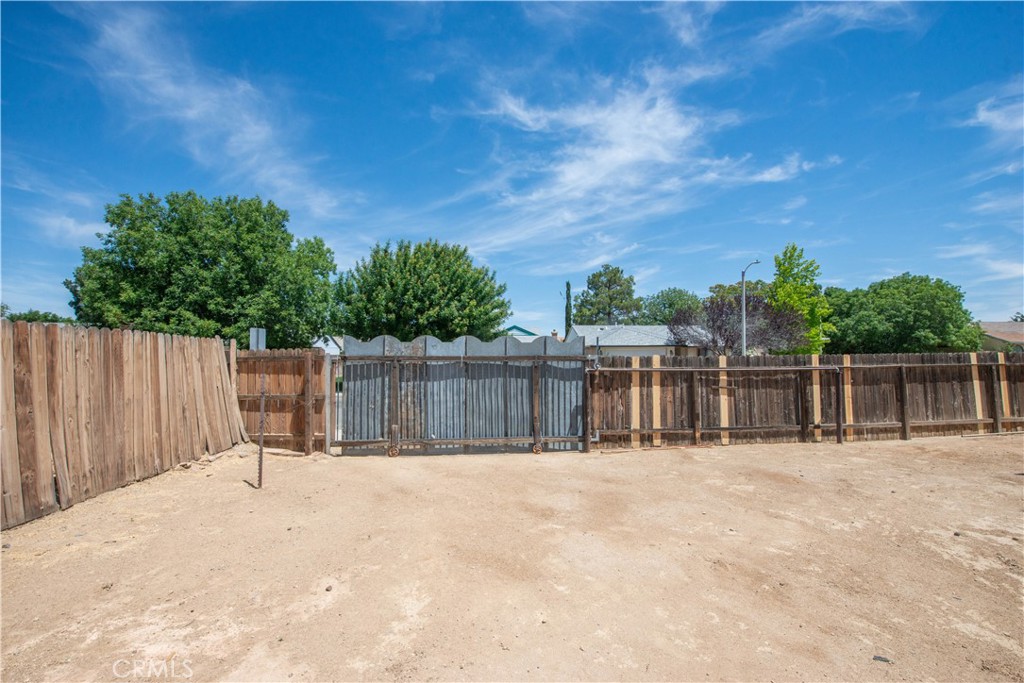 45539 York Place Property Photo 22