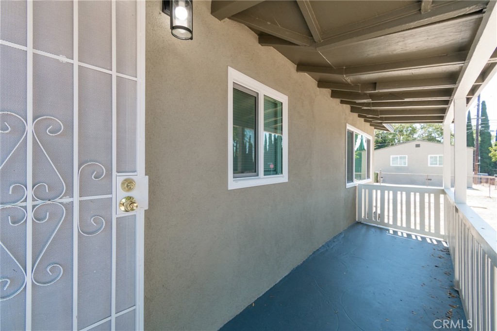 3577 Siskiyou Property Photo 6