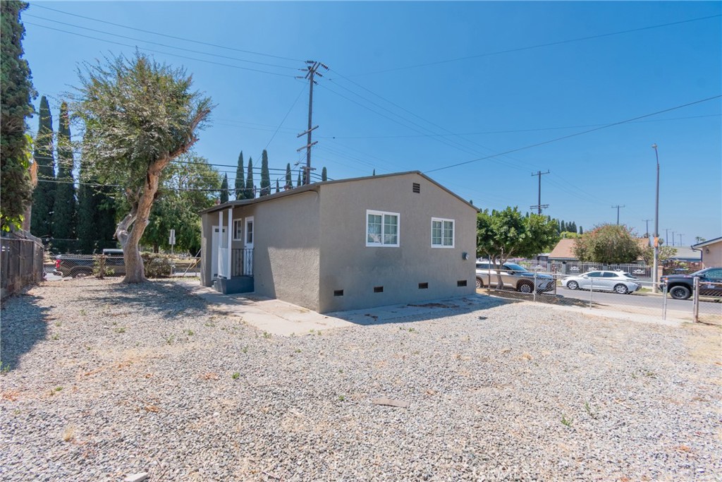 3577 Siskiyou Property Photo 26