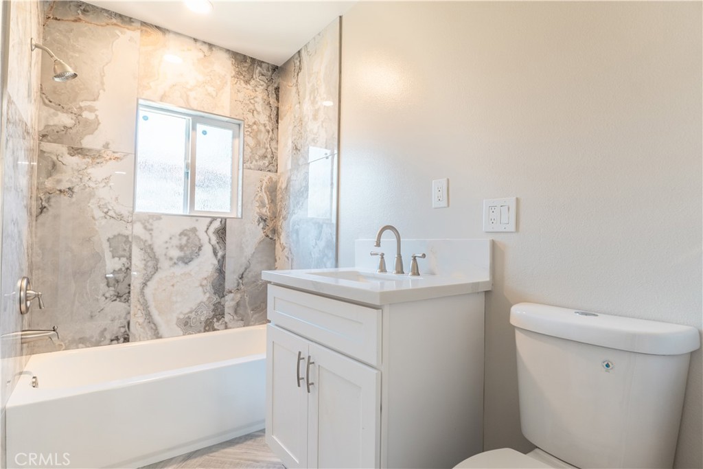 16213 S Thorson Property Photo 19