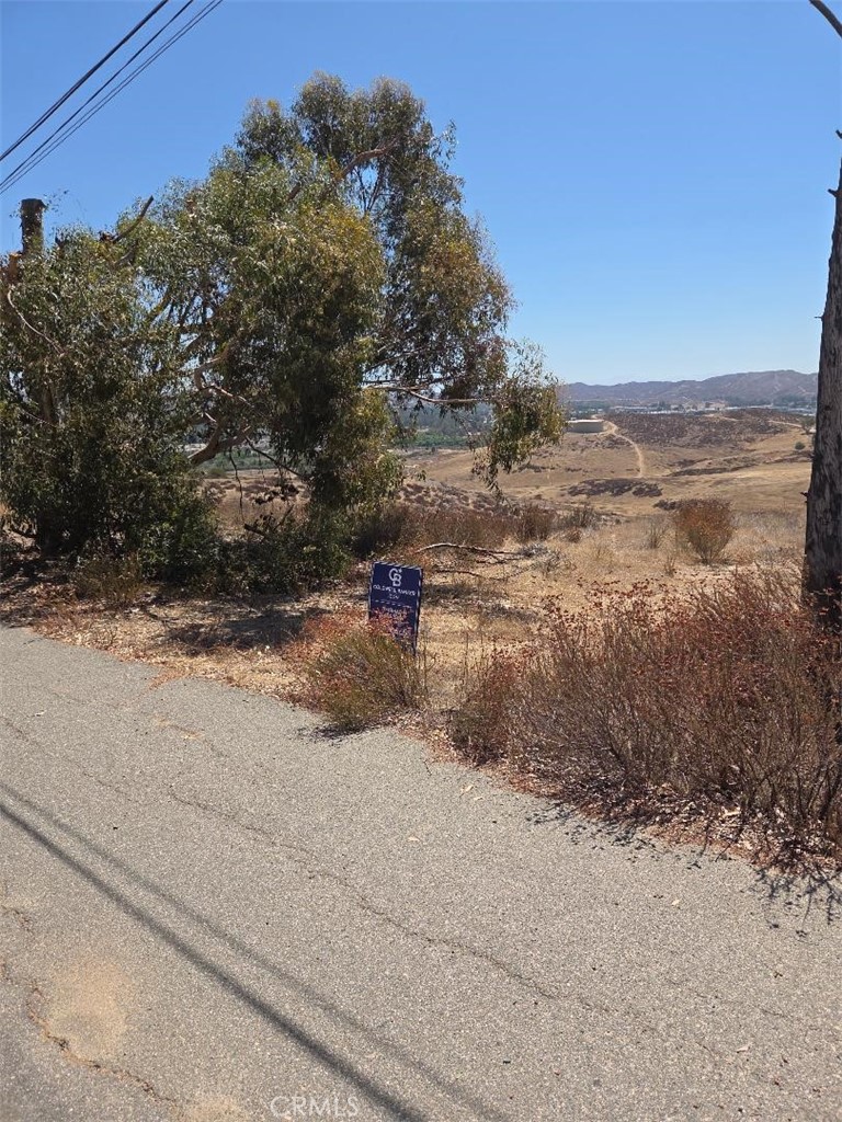 0 Gunder Avenue Property Photo 1