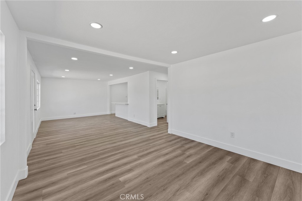 10546 Orchard Street Property Photo 8