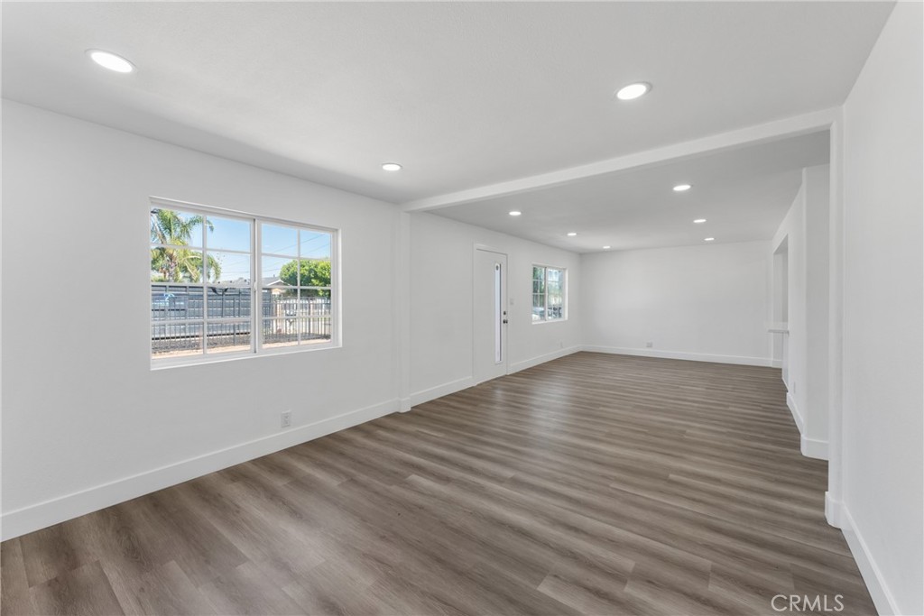10546 Orchard Street Property Photo 9
