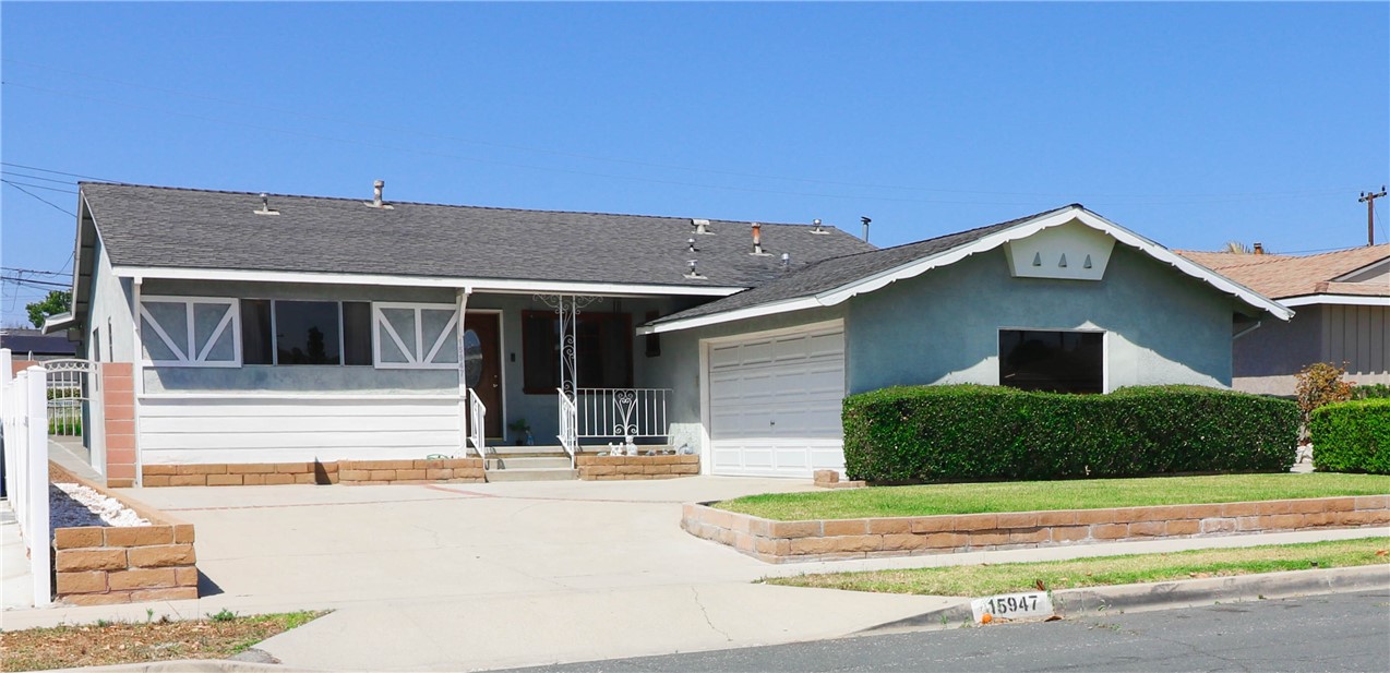 15947 Norcrest Drive Property Photo 1