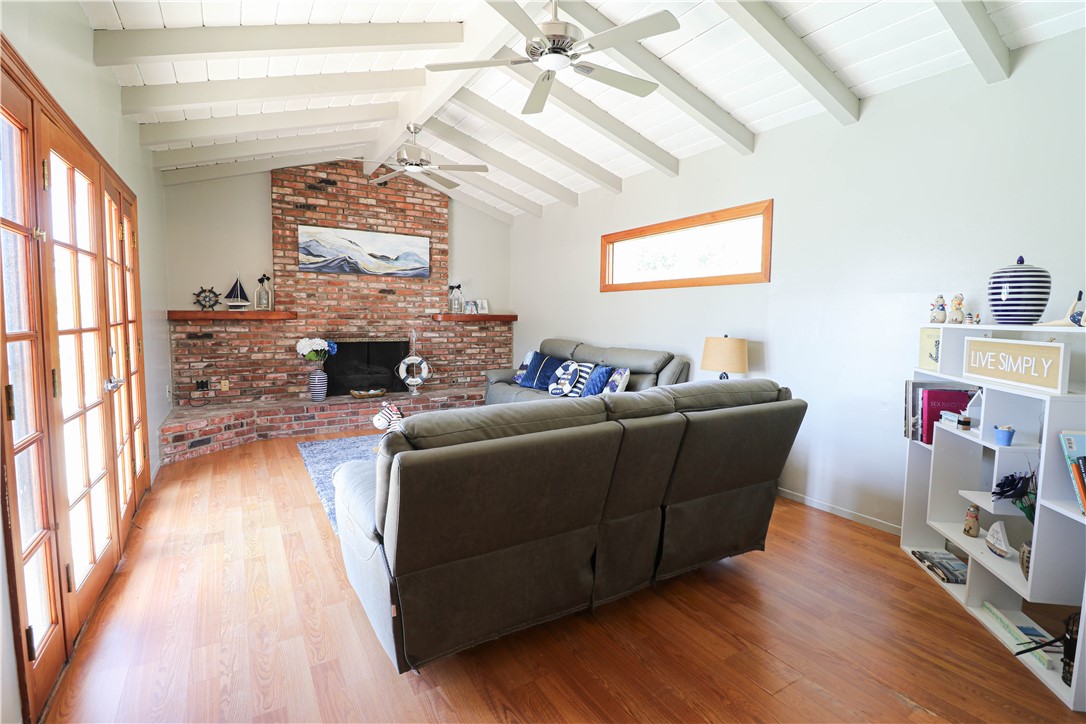 15947 Norcrest Drive Property Photo 8