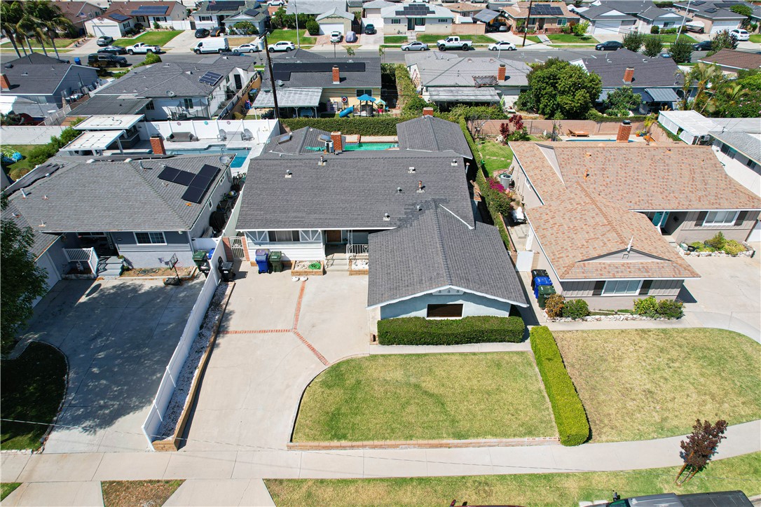 15947 Norcrest Drive Property Photo 21
