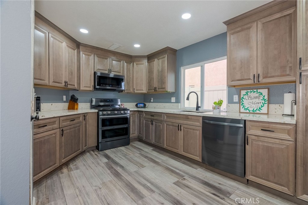1199 Runaway Circle Property Photo 3