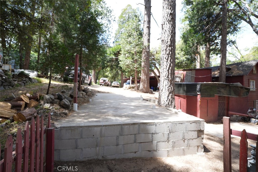 25020 Moon Drive Property Photo 14