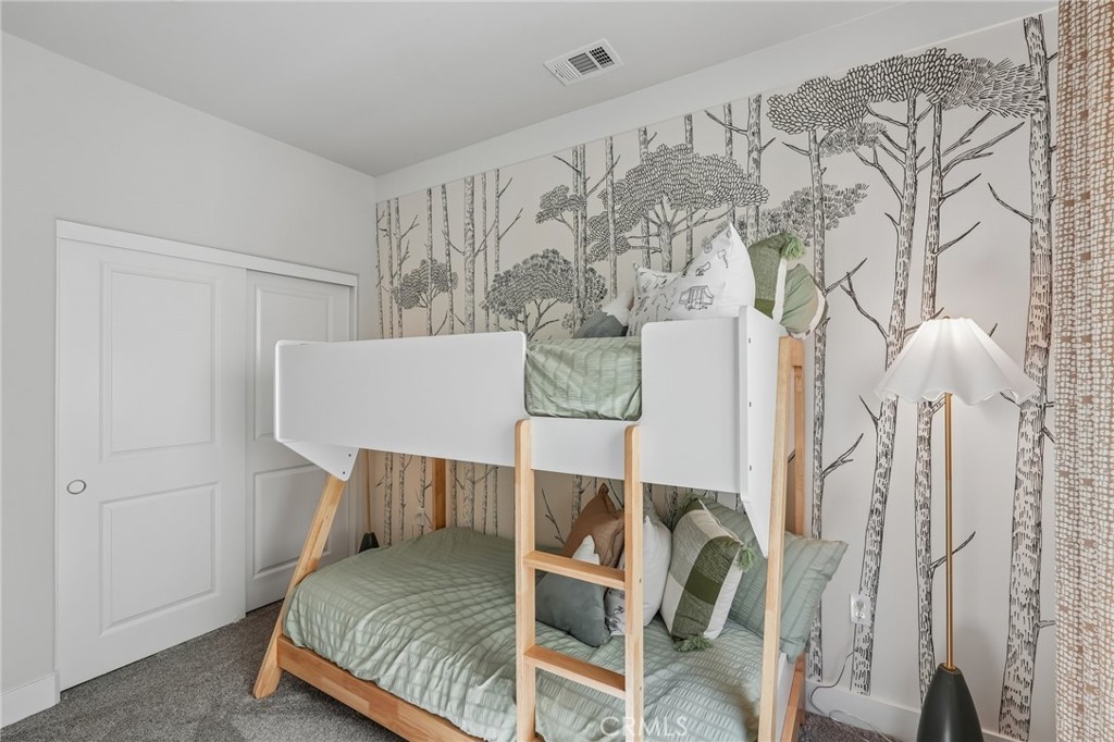 8596 Toyon Street Property Photo 15
