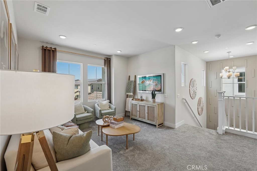 8596 Toyon Street Property Photo 23