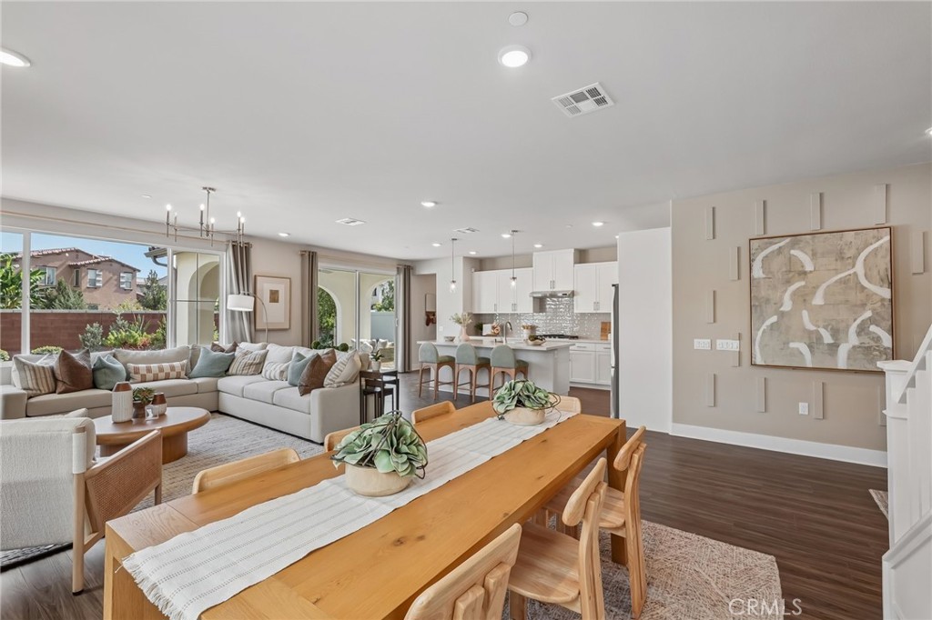 8596 Toyon Street Property Photo 34