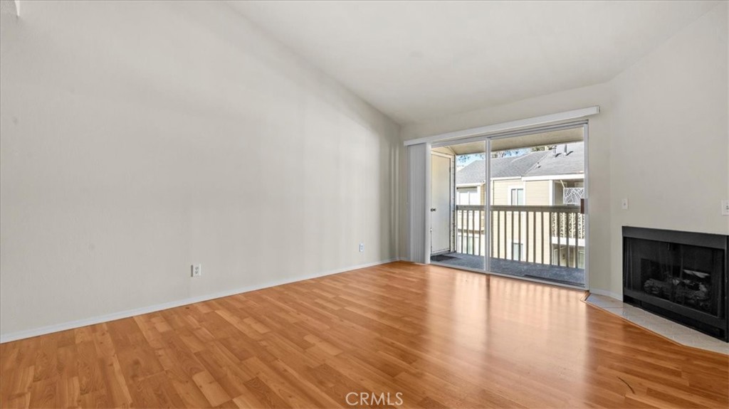 23506 Cambridge Road Property Photo 5
