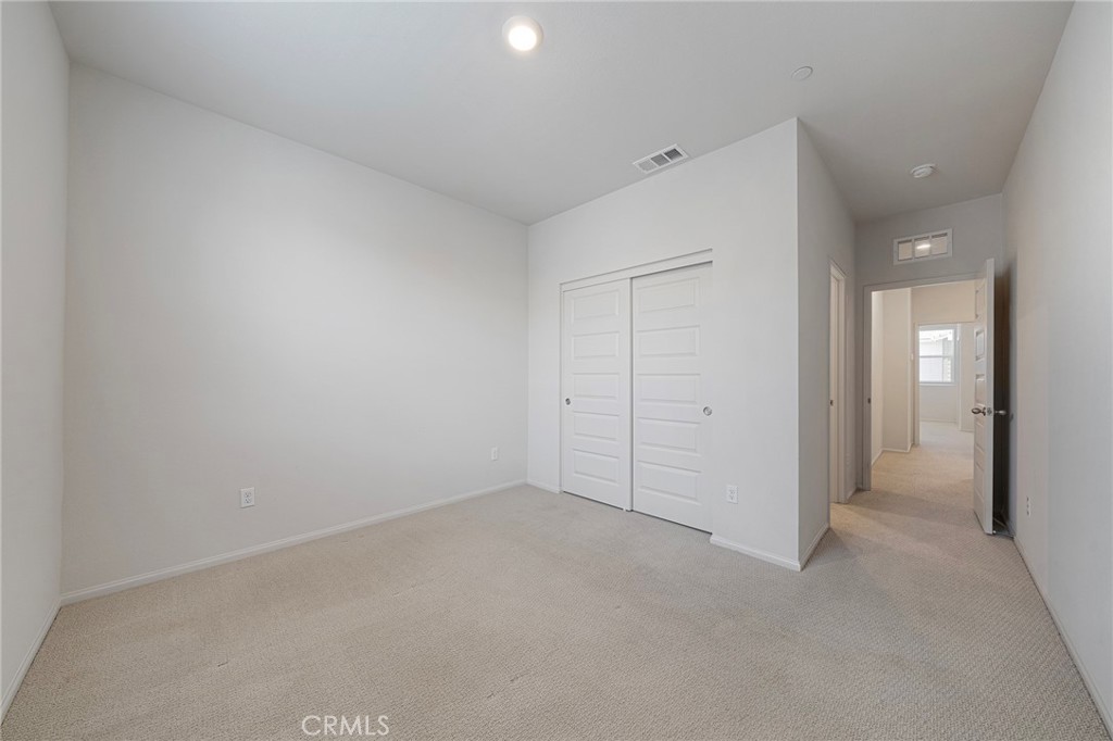 236 Lockhart Way Property Photo 27