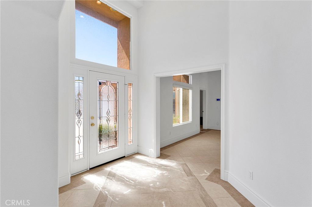 16233 Ridge View Drive Property Photo 6
