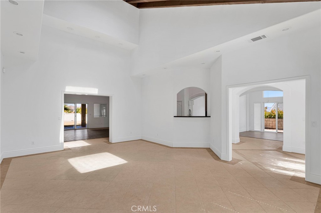 16233 Ridge View Drive Property Photo 21