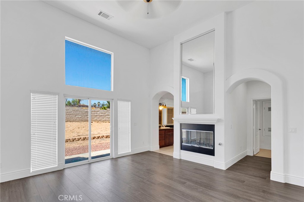 16233 Ridge View Drive Property Photo 23