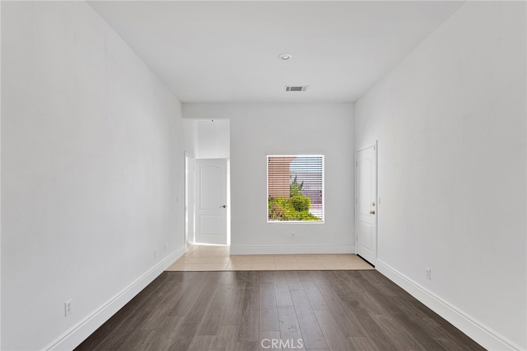 16233 Ridge View Drive Property Photo 30