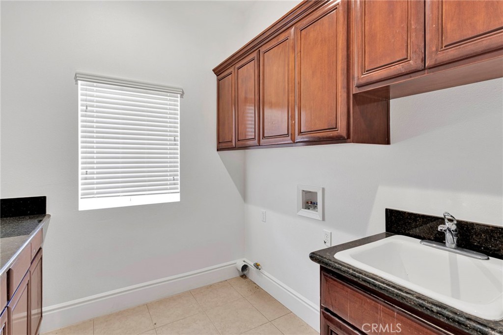 16233 Ridge View Drive Property Photo 33