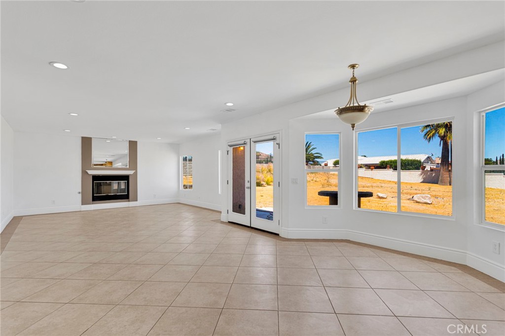 16245 Ridge View Drive Property Photo 27