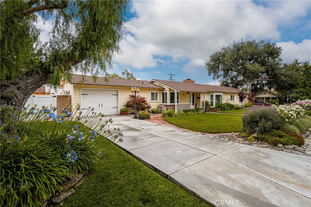 1706 Berkeley Property Photo 3