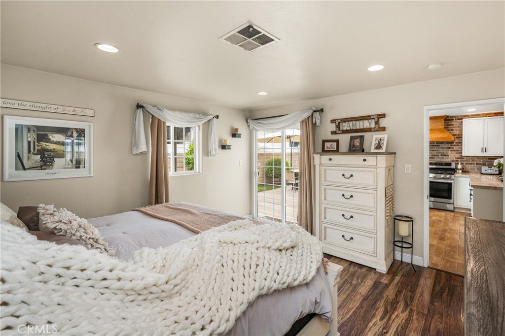 1706 Berkeley Property Photo 31