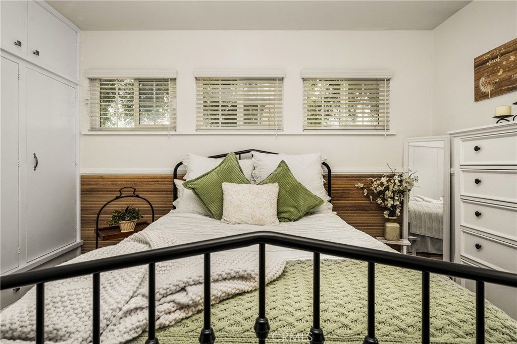 1706 Berkeley Property Photo 40
