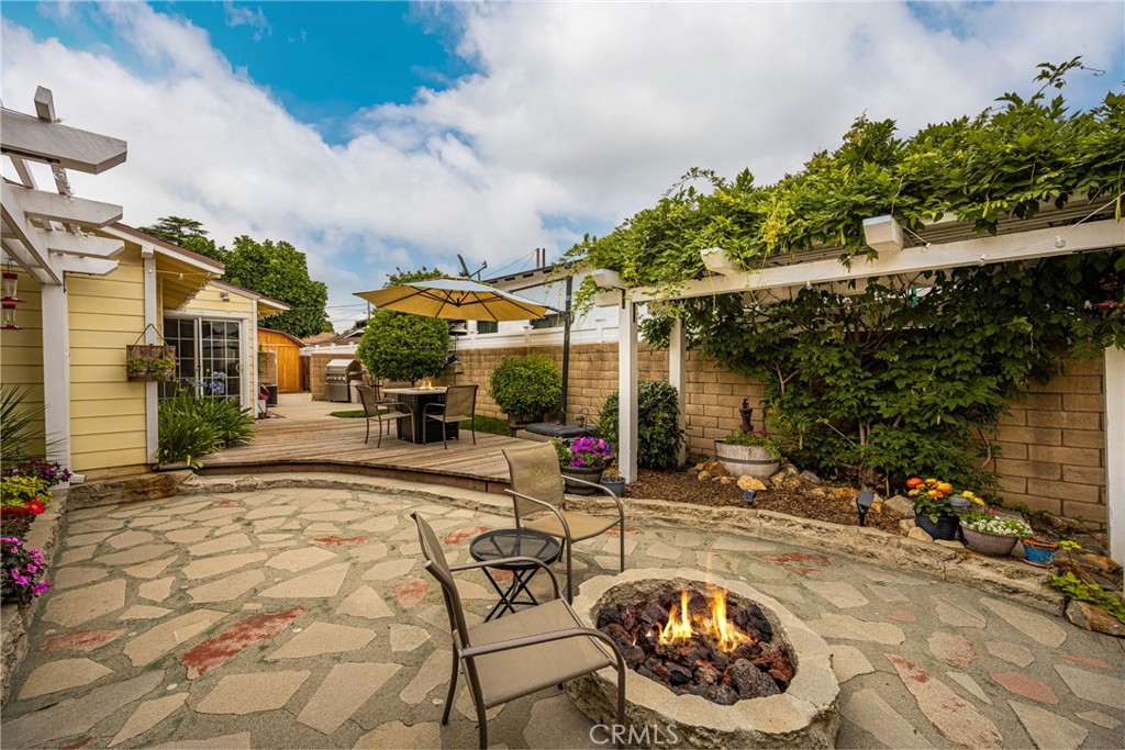 1706 Berkeley Property Photo 44
