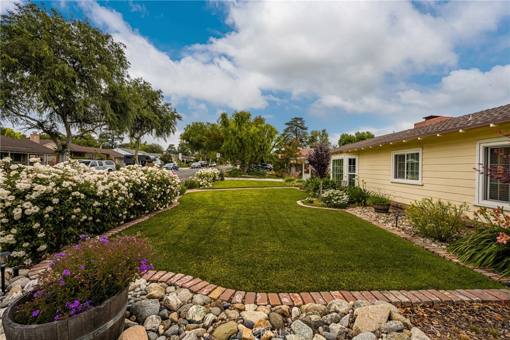 1706 Berkeley Property Photo 57